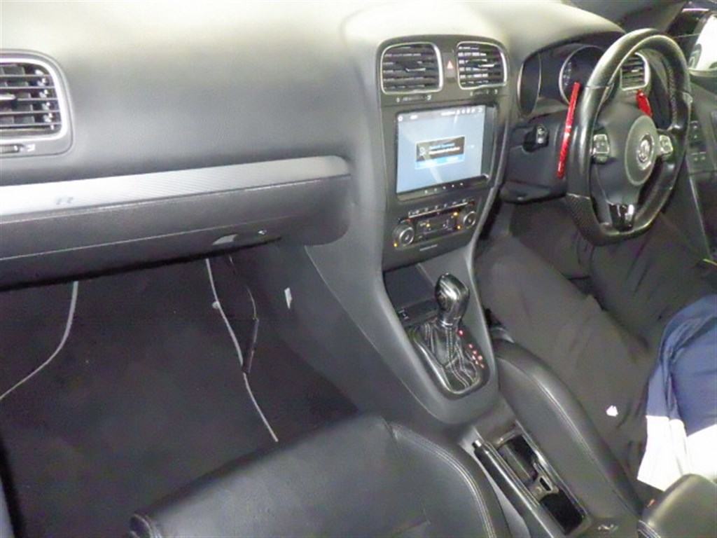 VolksWagen GOLF 2011 7573840-2
