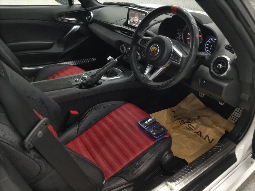Abarth 124 Spider 2018 7602173-2