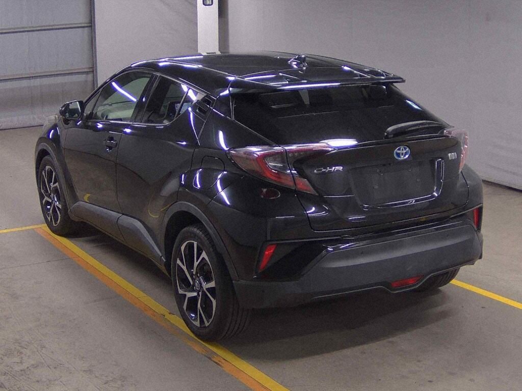 Toyota C-HR 2017 7607981-1