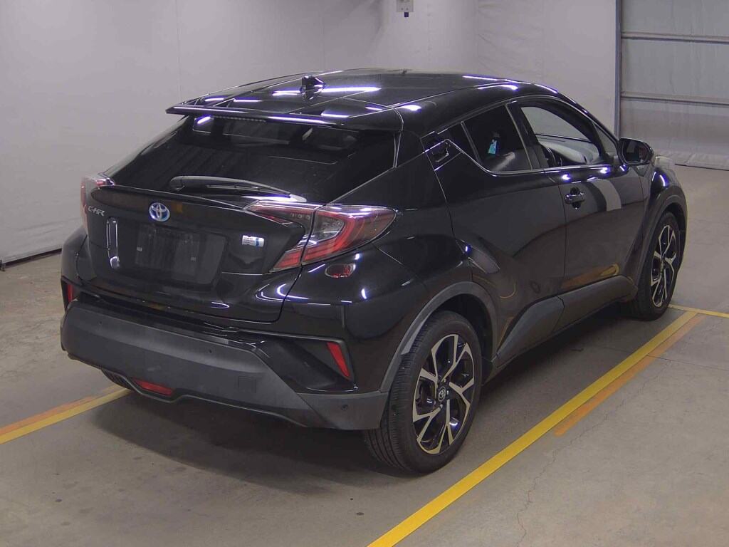 Toyota C-HR 2017 7607981-4