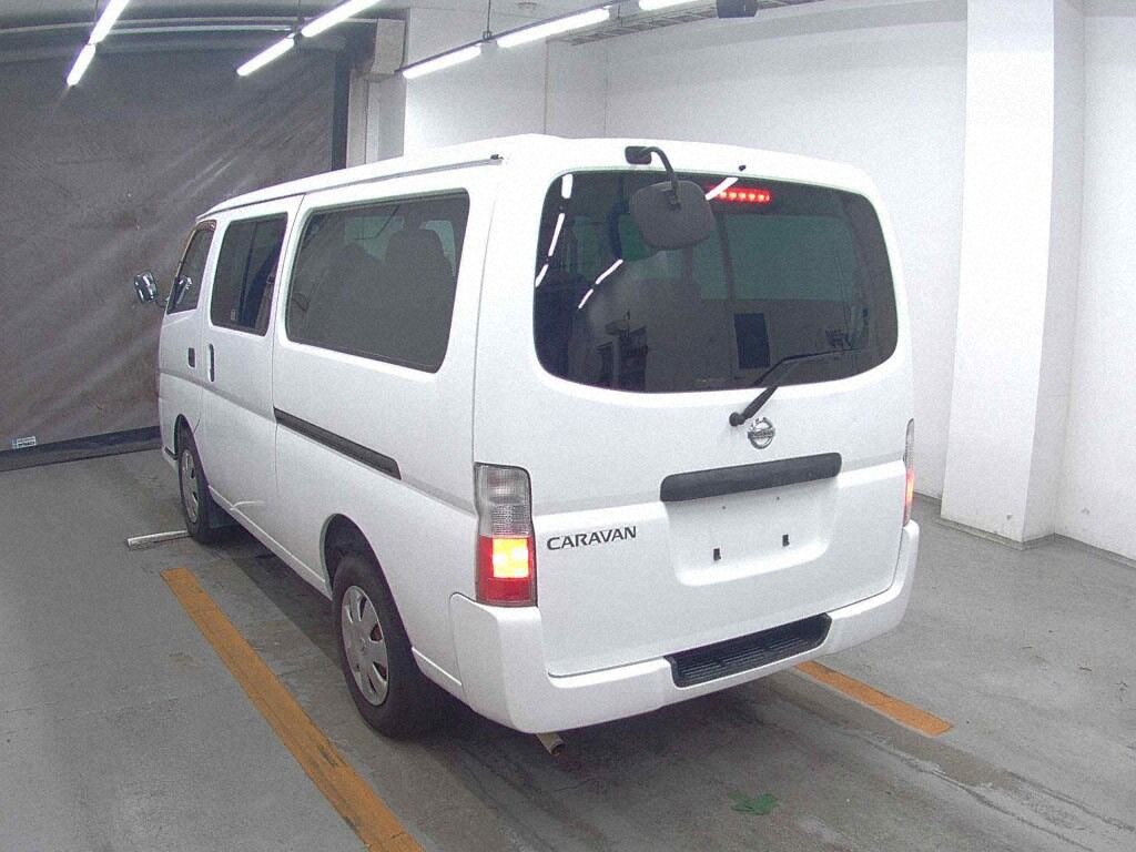 Nissan CARAVAN COACH 2010 7597173-1