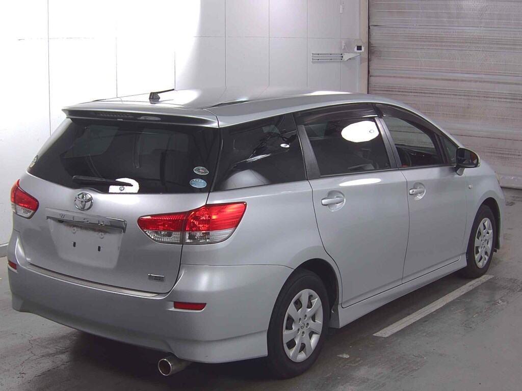 Toyota WISH 2009 7599172-4