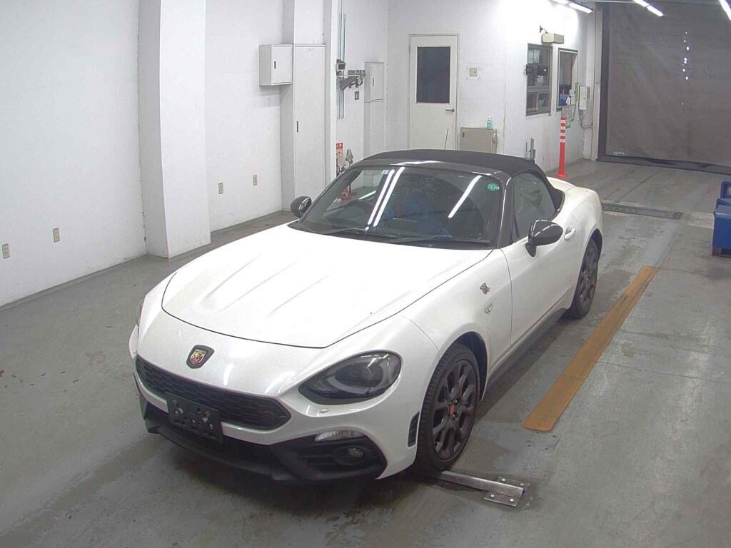 Abarth 124 Spider 2019 7626655-3