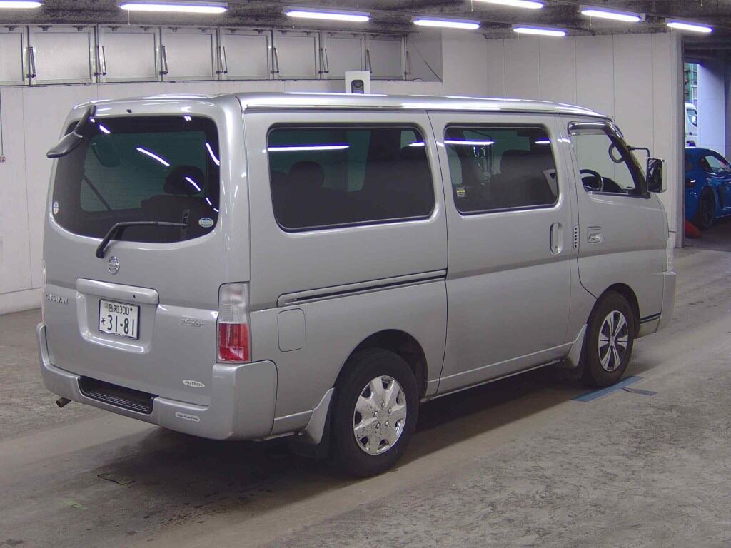 Nissan CARAVAN COACH 2004 7635983-4