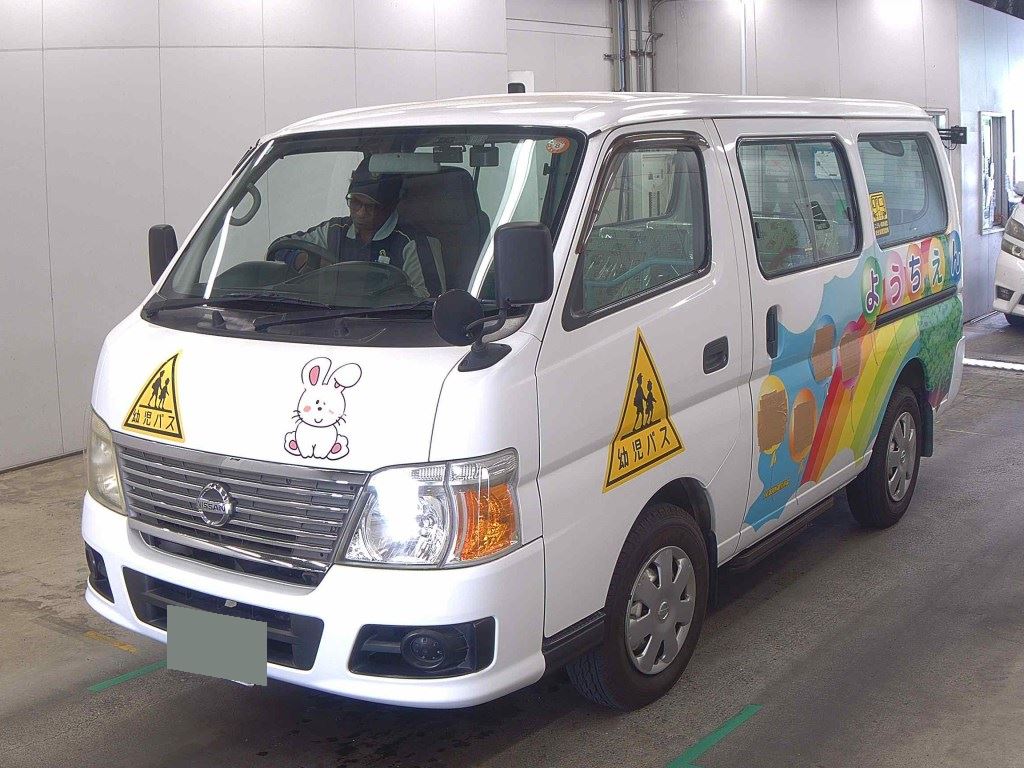 Nissan CARAVAN COACH 2011 7635984-3