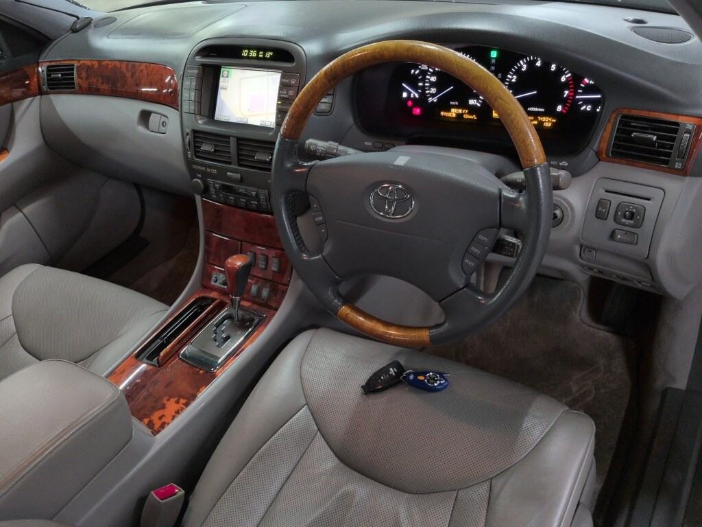 Toyota CELSIOR 2005 7633989-2