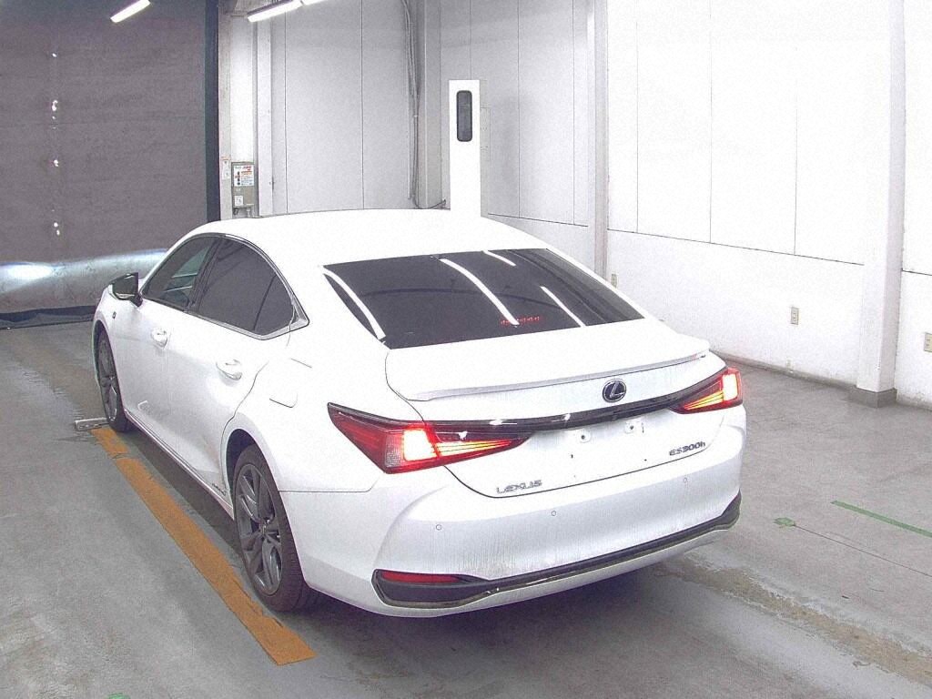 Lexus ES 2019 7635581-1