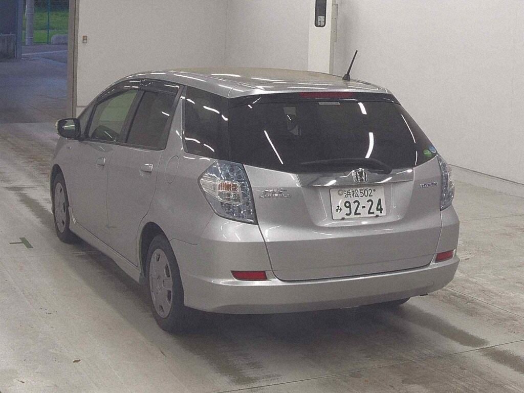 Honda FIT SHUTTLE HYBRID 2013 7635303-1