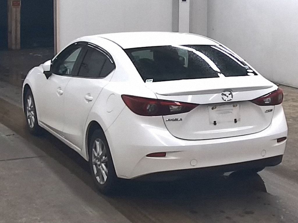 Mazda AXELA HYBRID 2014 7656015-1