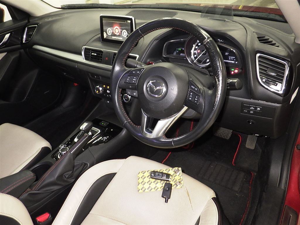 Mazda AXELA HYBRID 2014 7665521-2