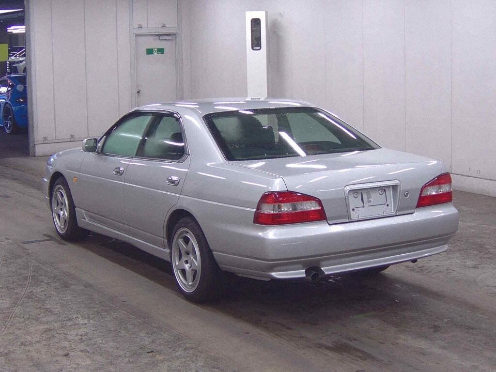 Nissan LAUREL 1999 7677974-1