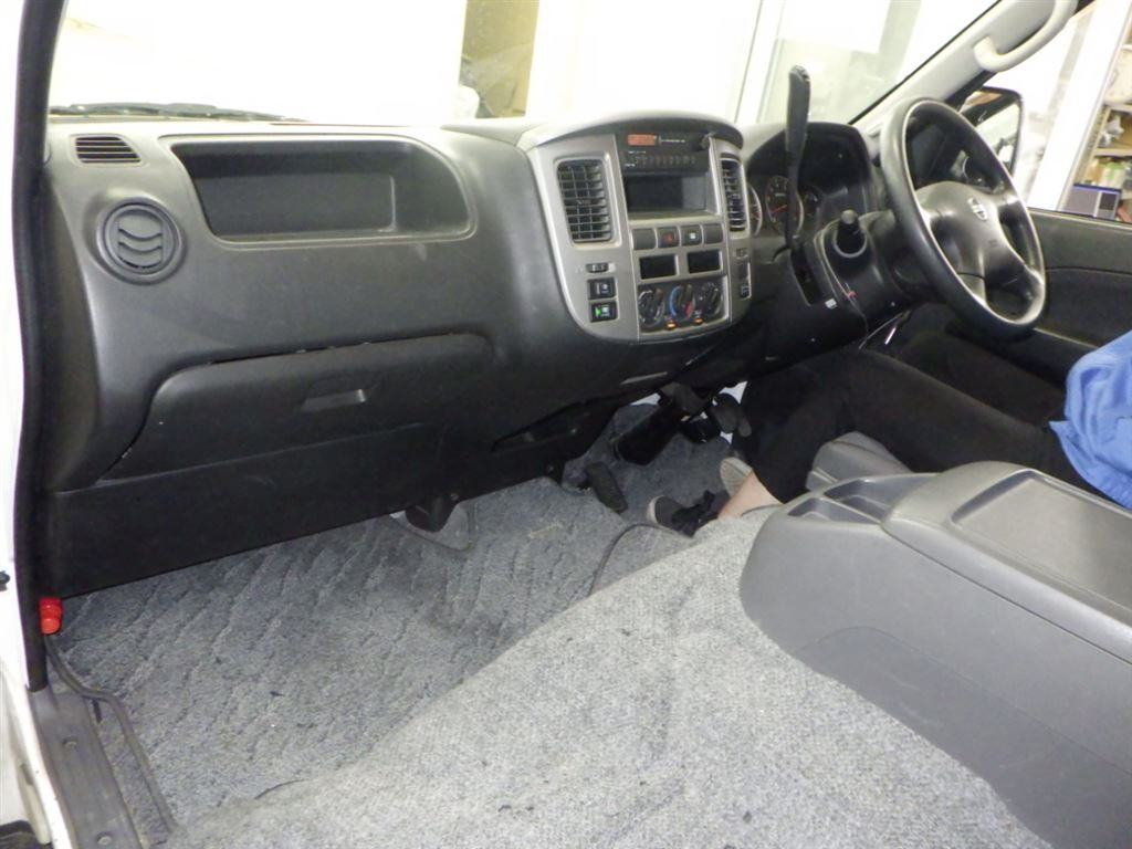 Nissan CARAVAN COACH 2007 7701611-2
