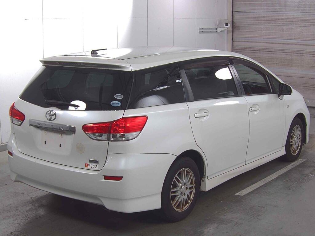 Toyota WISH 2011 7698895-4