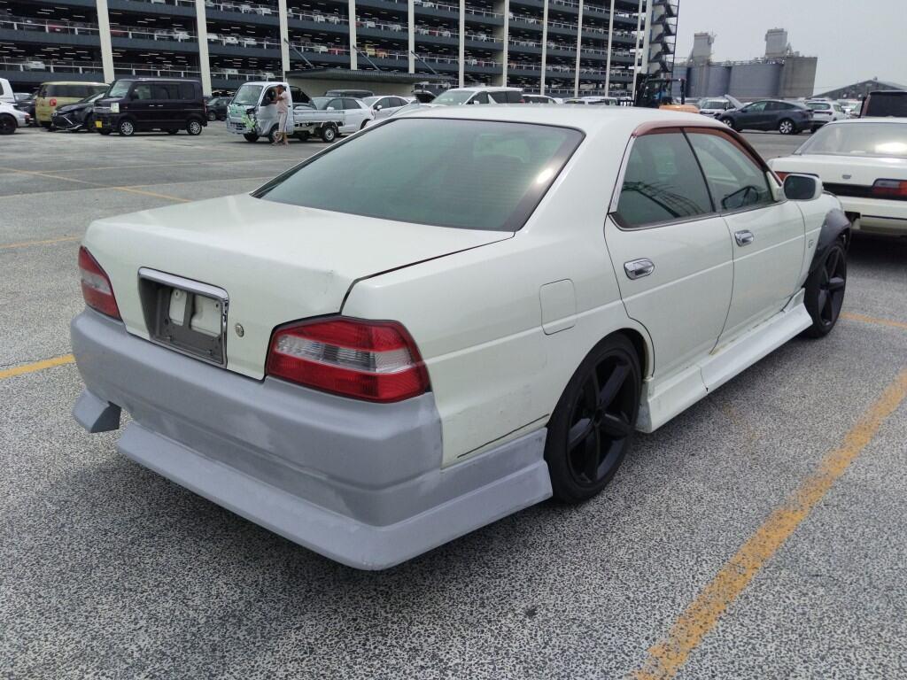 Nissan LAUREL 2000 7760082-4