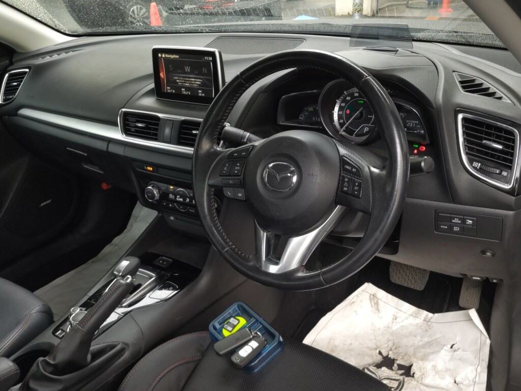 Mazda AXELA HYBRID 2013 7853825-2