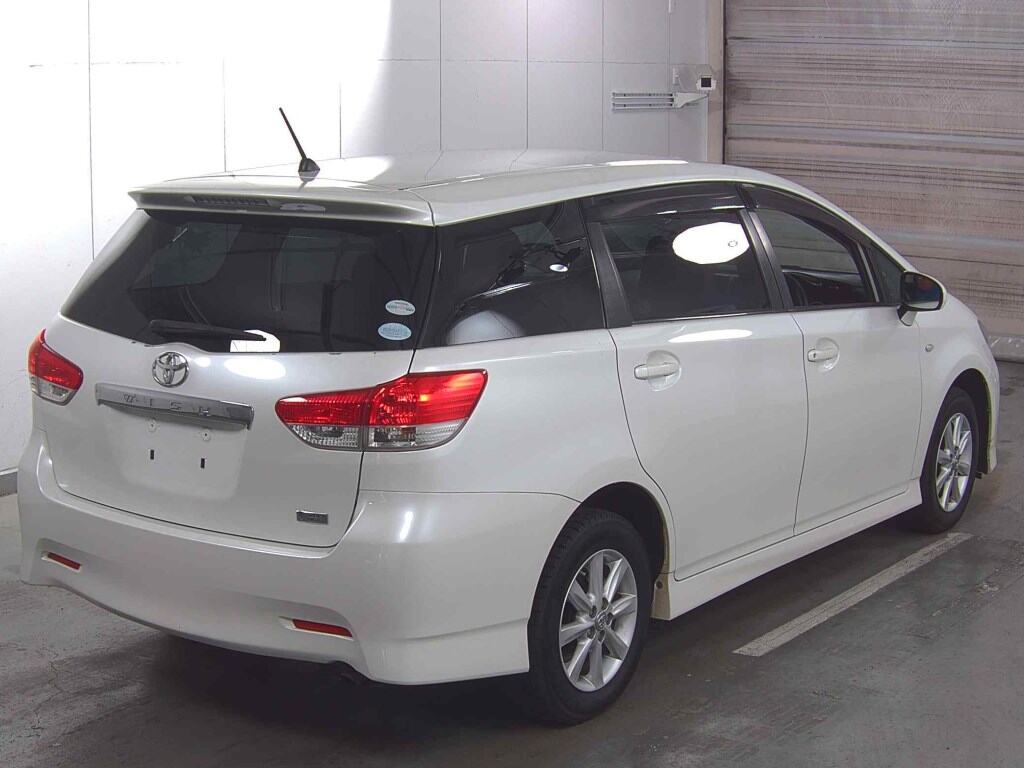 Toyota WISH 2009 7883053-4