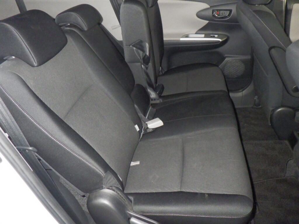 Toyota WISH 2009 7883053-5