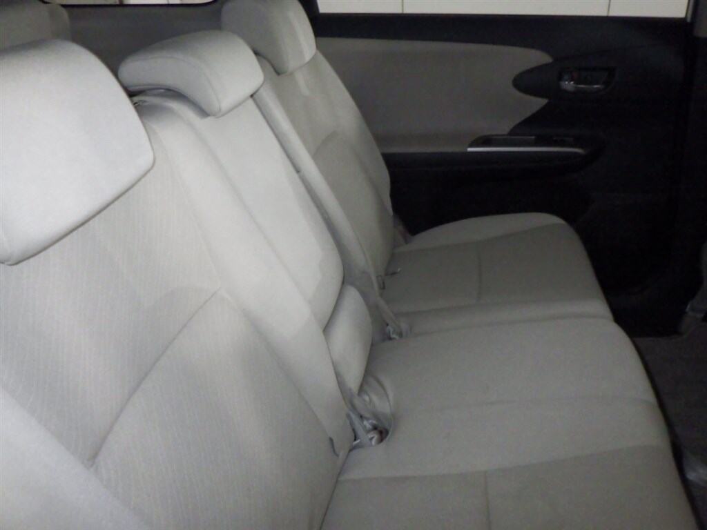 Toyota WISH 2009 7898543-5