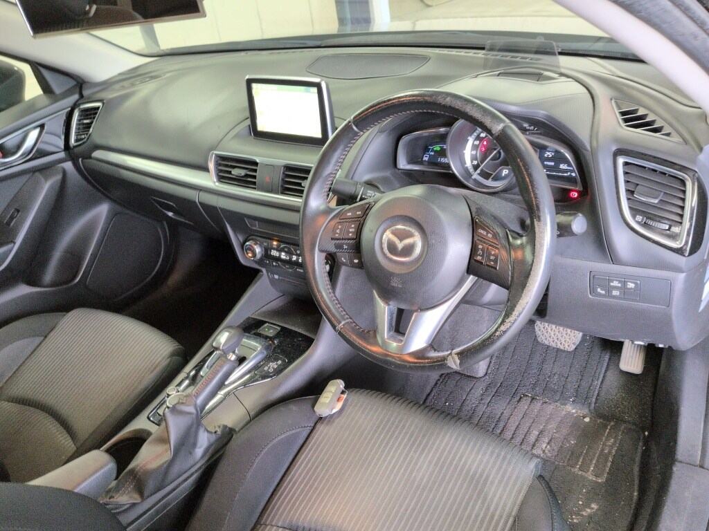 Mazda AXELA HYBRID 2016 7909619-2