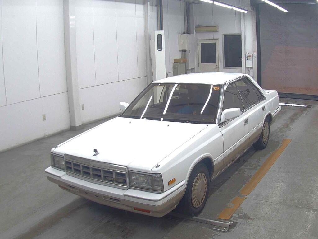 Nissan LAUREL 1986 7948738-3