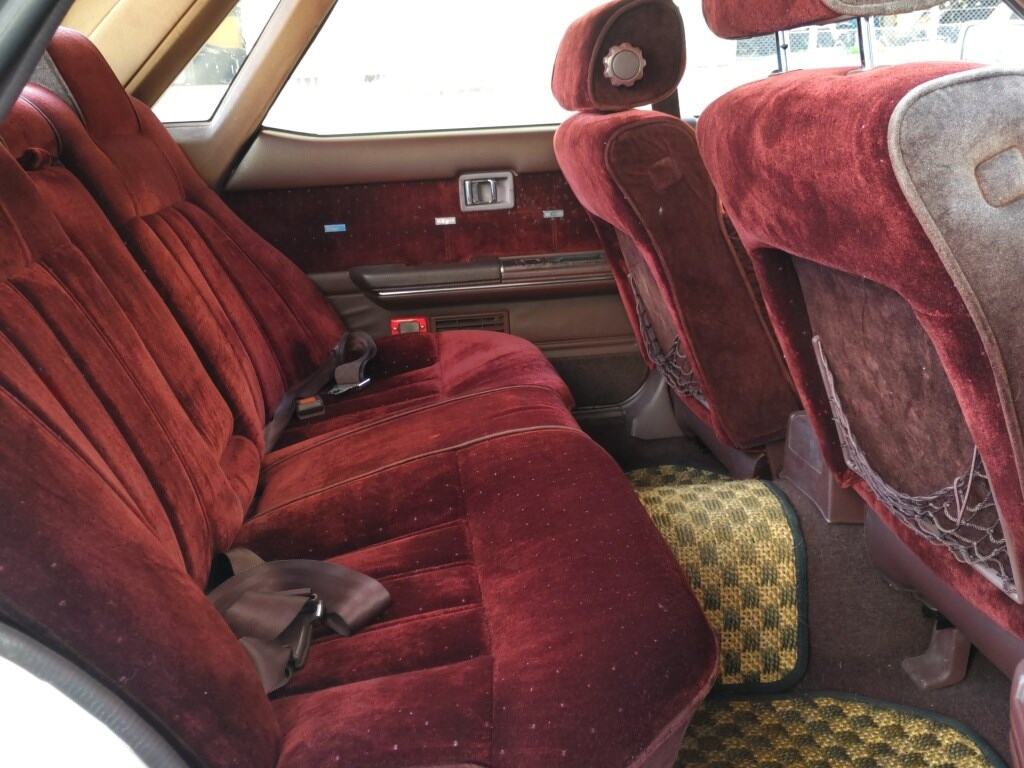 Nissan LAUREL 1986 7948738-5