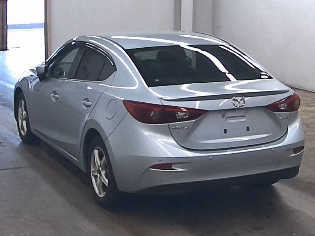 Mazda AXELA HYBRID 2017 7971924-1