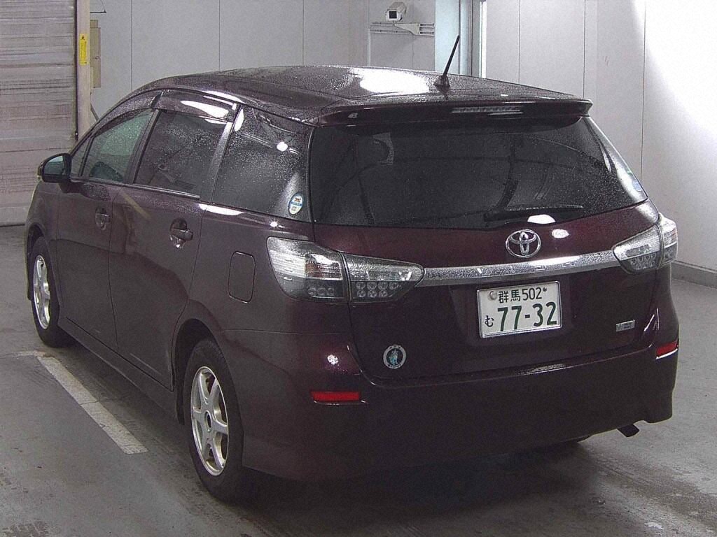 Toyota WISH 2014 7990324-1