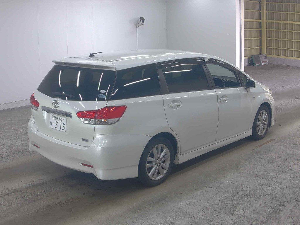 Toyota WISH 2012 7990327-4