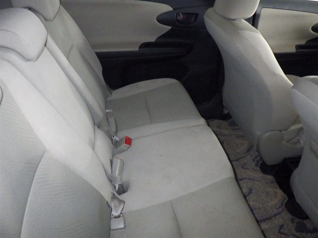 Toyota WISH 2012 7990393-5