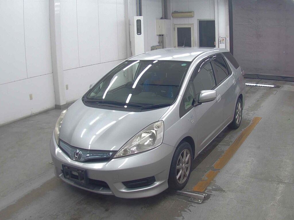 Honda FIT SHUTTLE HYBRID 2013 8017833-3