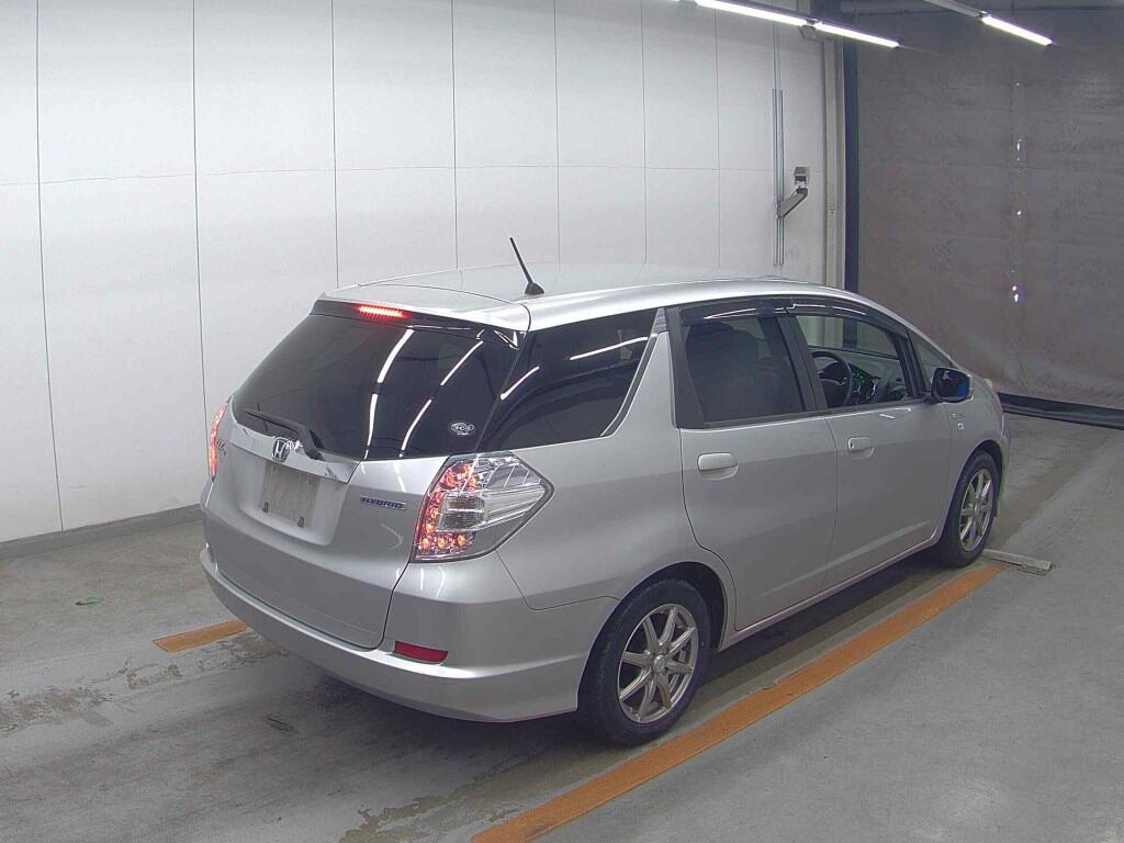 Honda FIT SHUTTLE HYBRID 2013 8017833-4
