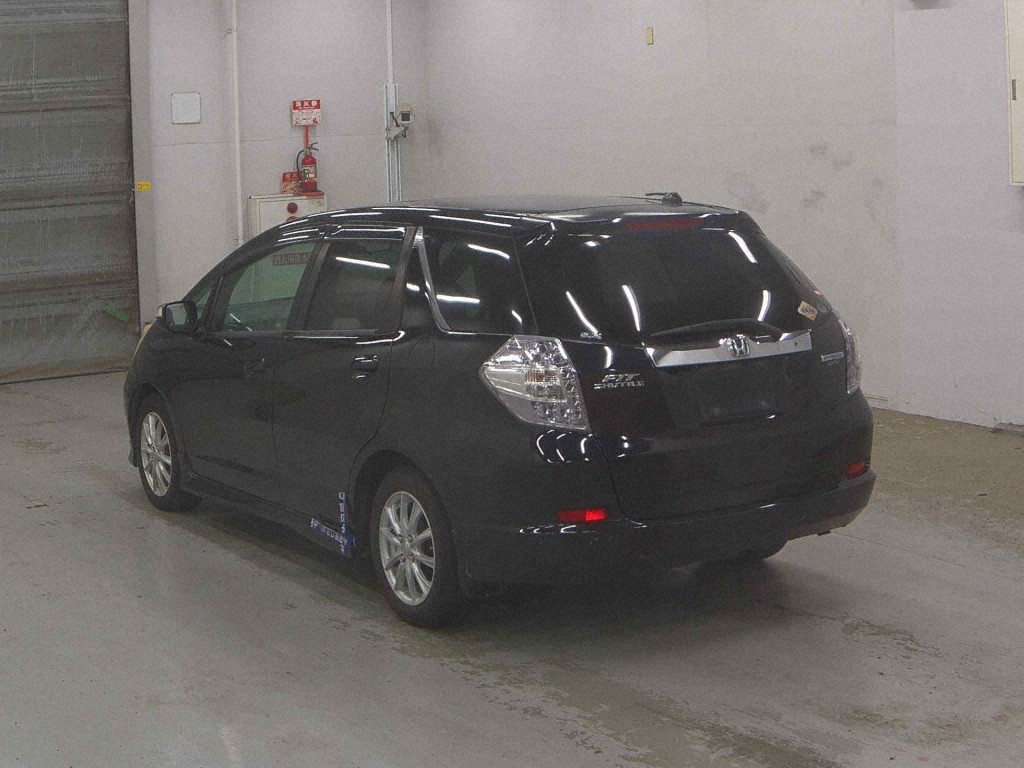 Honda FIT SHUTTLE HYBRID 2011 8028621-1