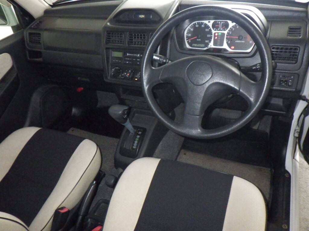 Mitsubishi PAJERO MINI 2000 8021976-2