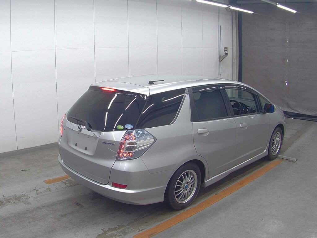 Honda FIT SHUTTLE HYBRID 2012 8033705-4