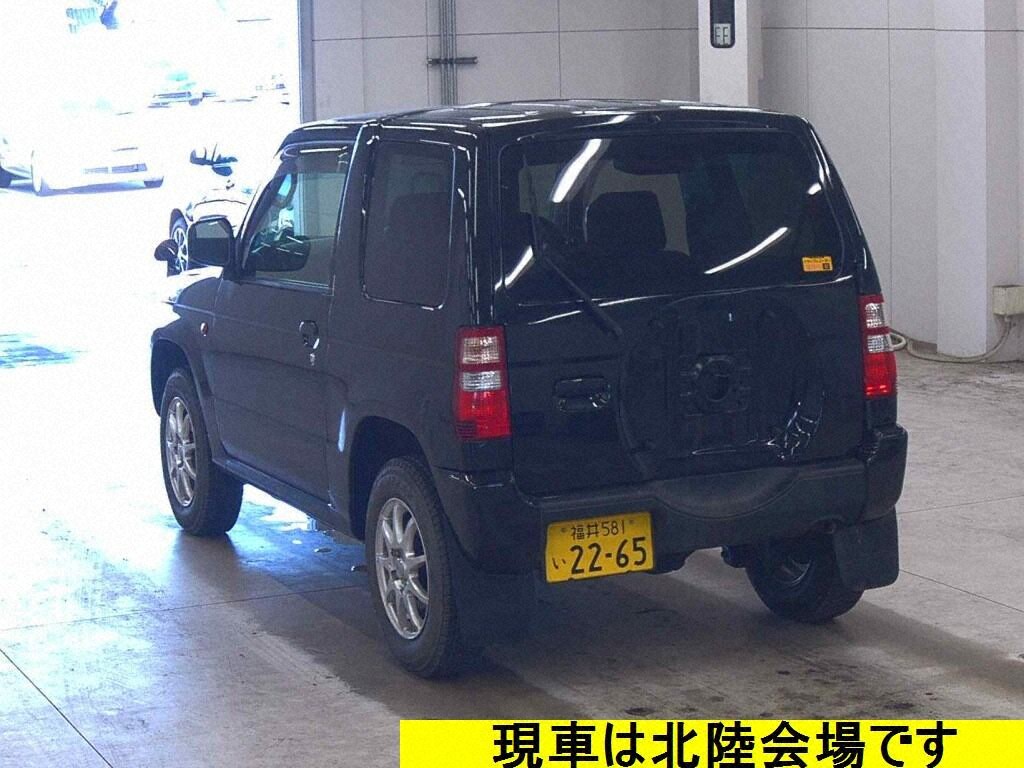 Mitsubishi PAJERO MINI 2011 8198375-1