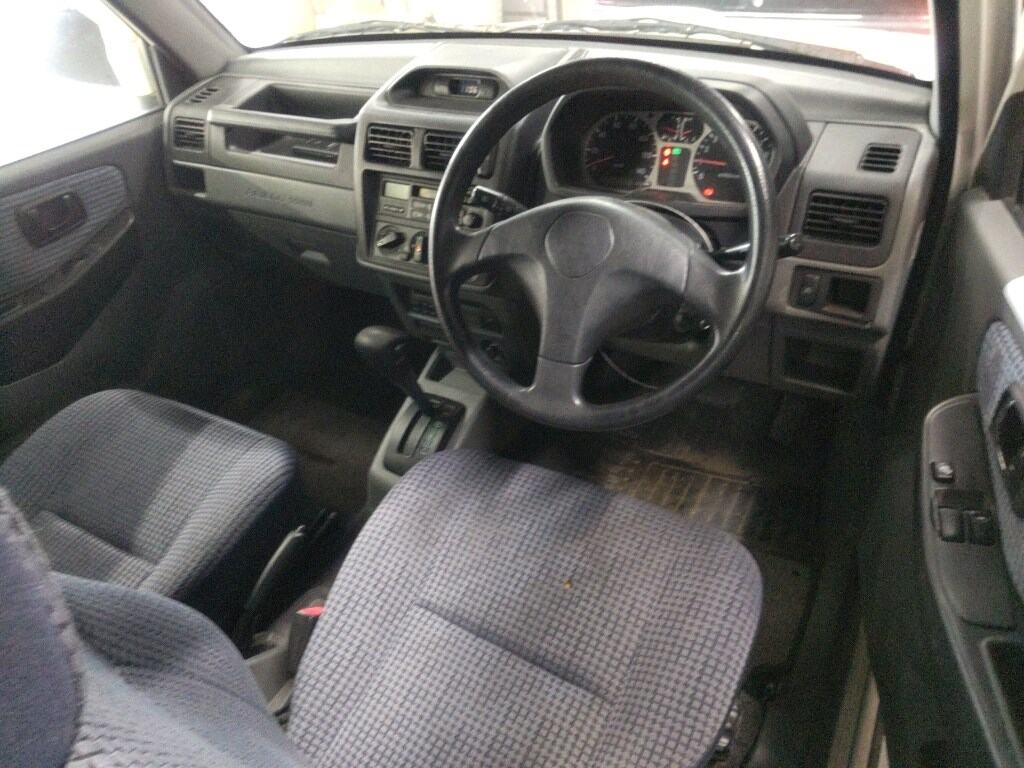 Mitsubishi PAJERO MINI 2000 8202214-2
