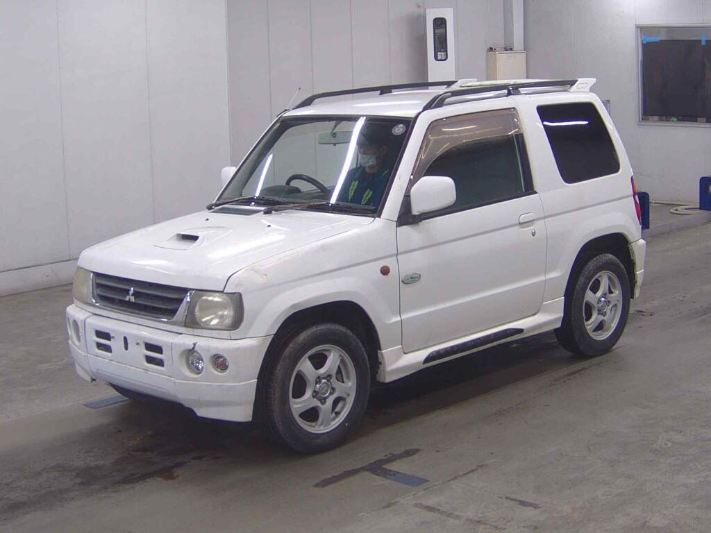 Mitsubishi PAJERO MINI 2000 8202214-3