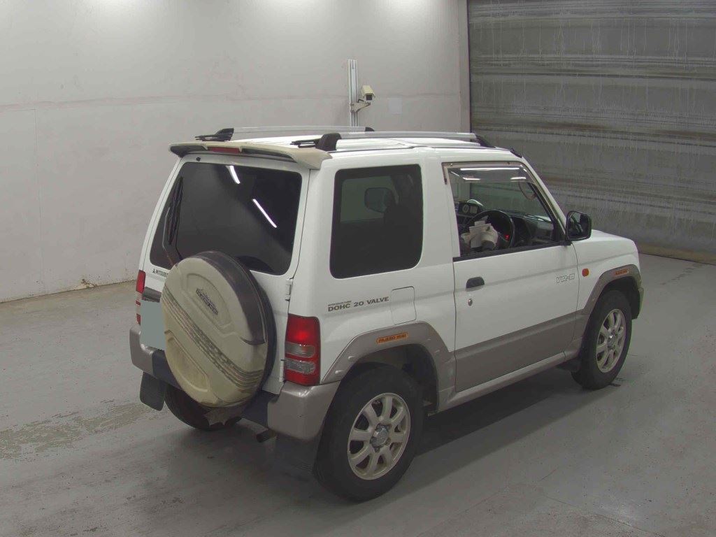 Mitsubishi PAJERO MINI 1997 8202216-4