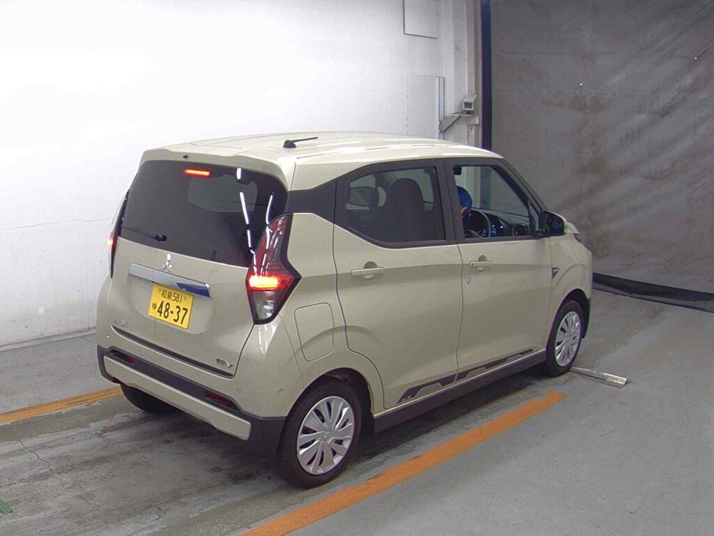 Mitsubishi EK X 2024 8212725-4