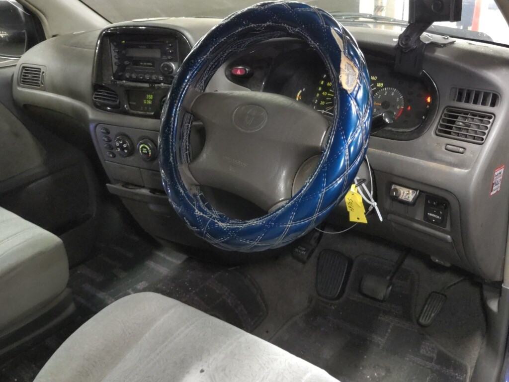 Toyota LITEACE NOAH 1999 8227930-2