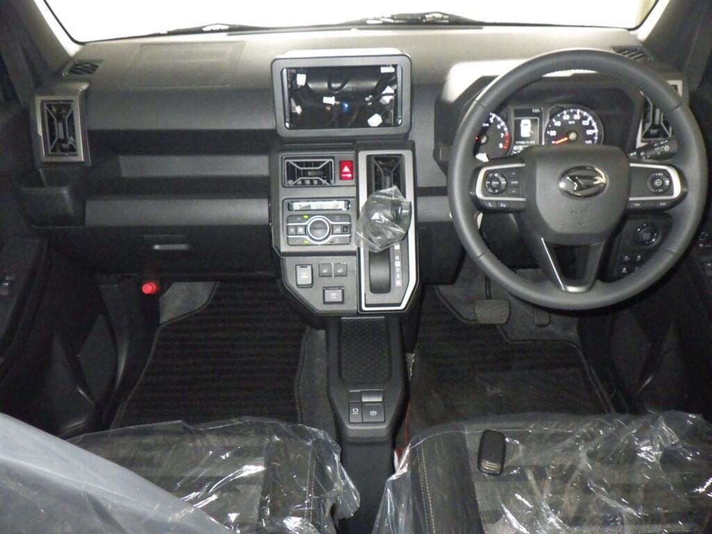 Daihatsu TAFT 2025 8222141-2