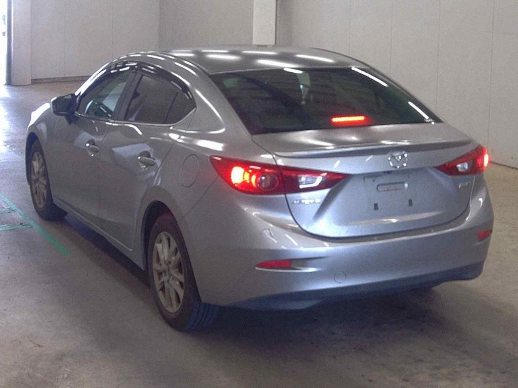 Mazda AXELA HYBRID 2013 8249700-1