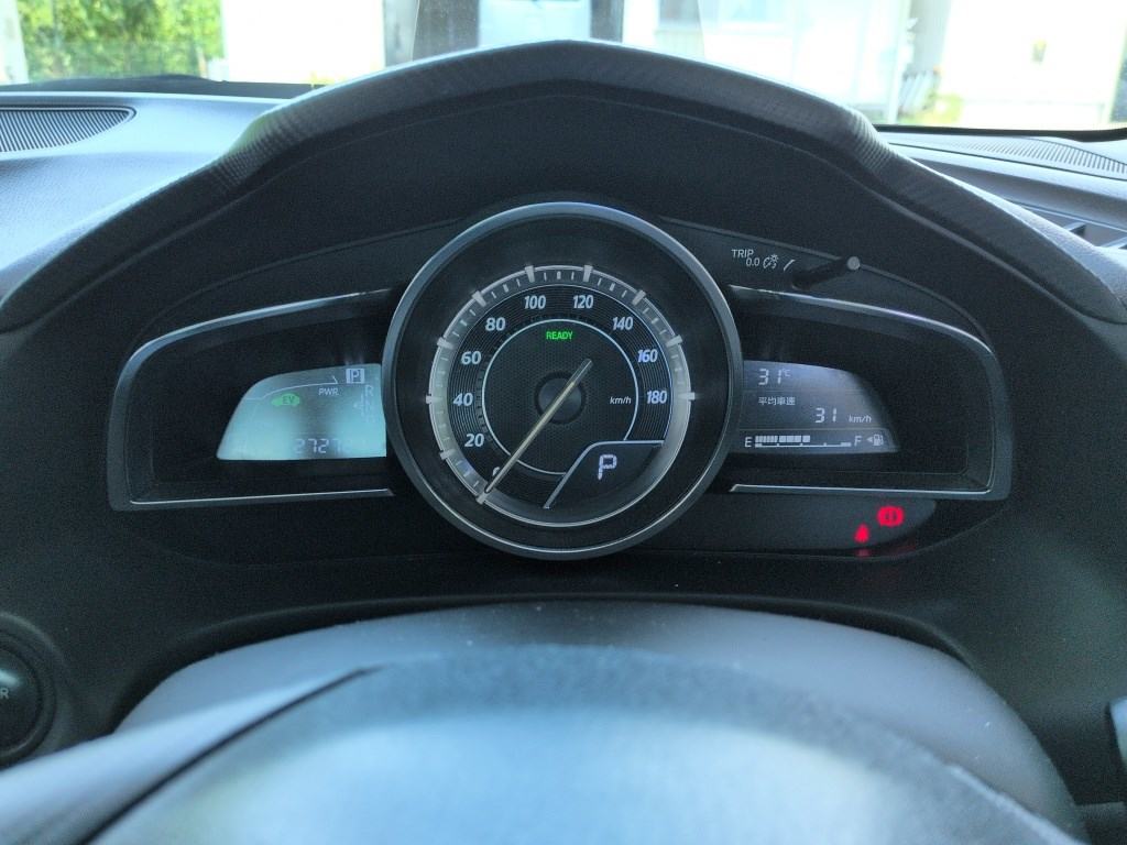 Mazda AXELA HYBRID 2013 8249700-5