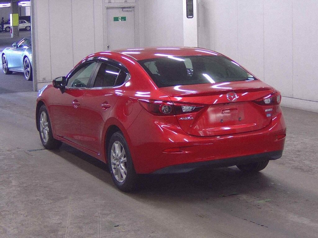 Mazda AXELA HYBRID 2014 8262207-1