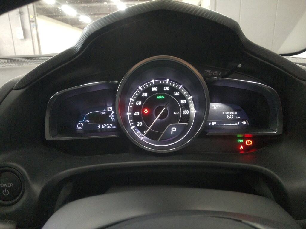 Mazda AXELA HYBRID 2014 8262207-5
