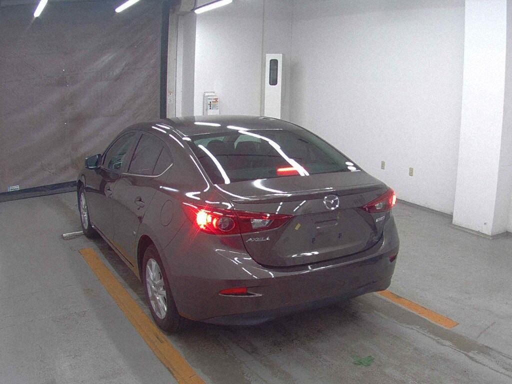 Mazda AXELA HYBRID 2017 8275067-1