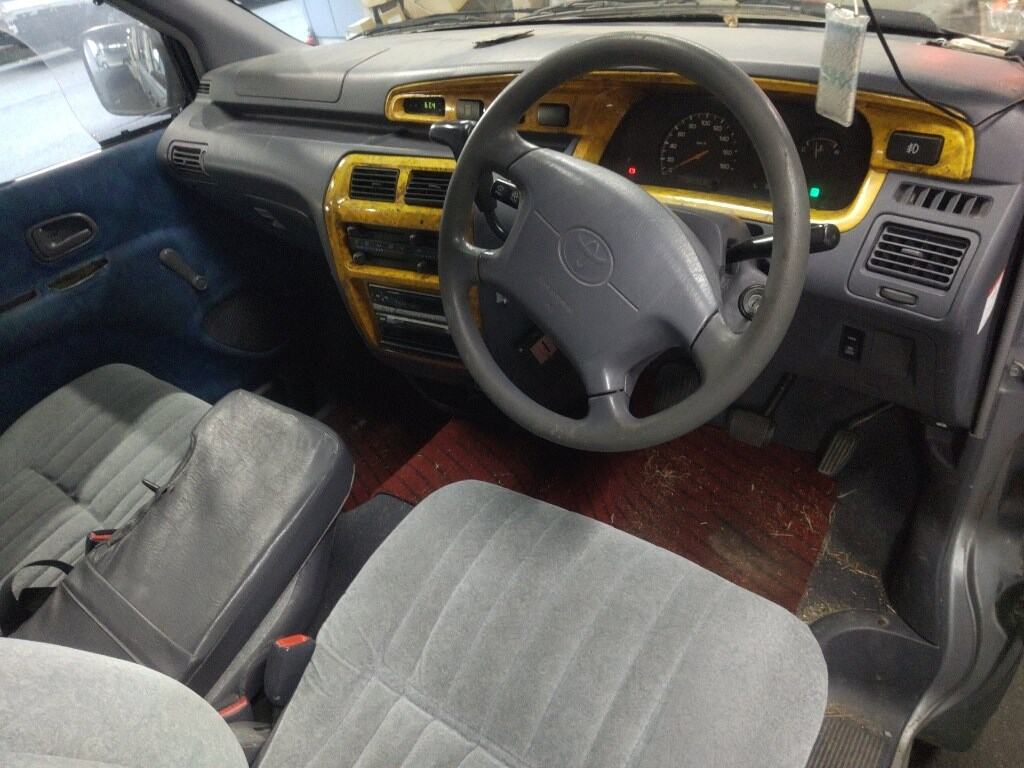 Toyota LITEACE NOAH 1998 8302112-2