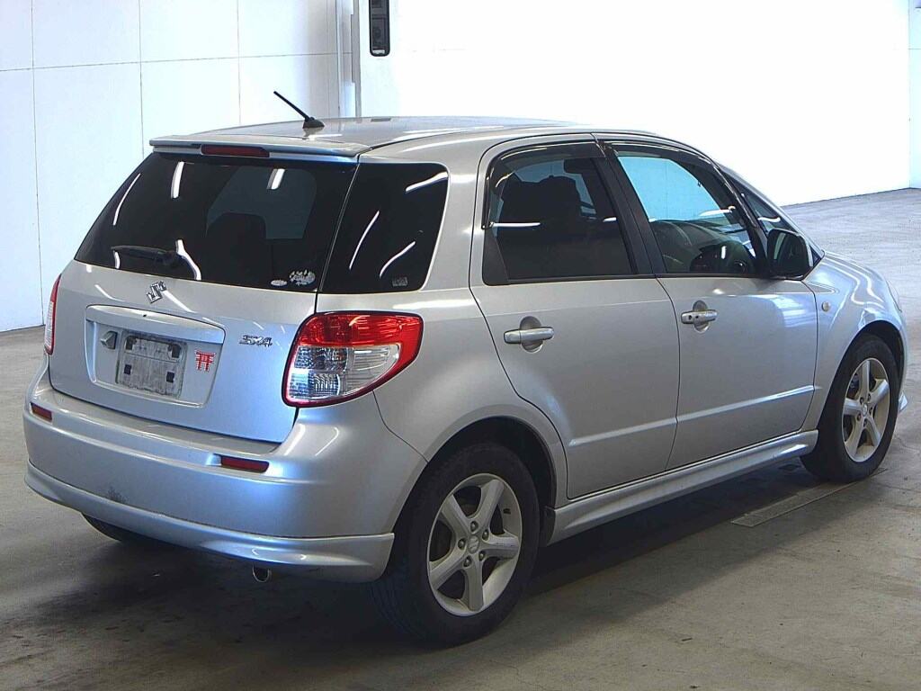 Suzuki SX4 2007 8300163-4