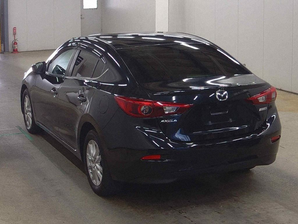 Mazda AXELA HYBRID 2015 8315696-1