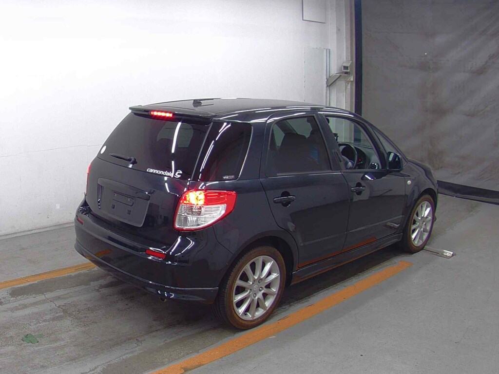 Suzuki SX4 2007 8308216-4